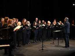 Concerto di voci e archi a pizzico