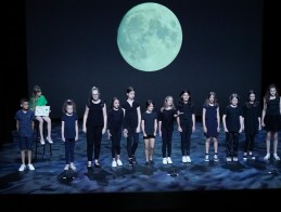 The Earth doesn't go round