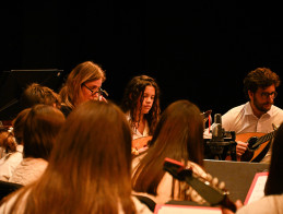 Concerto di voci e archi a pizzico