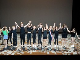 The Earth doesn't go round