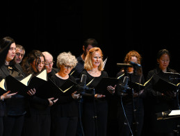 Concerto di voci e archi a pizzico