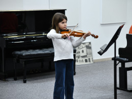 Viola and violin auditions