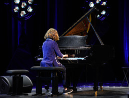 Carte Blanche by the Piano Department