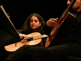 Concerto di voci e archi a pizzico