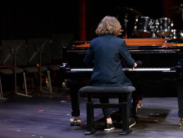 GALA | Musica