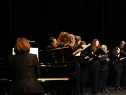 Concerto di voci e archi a pizzico